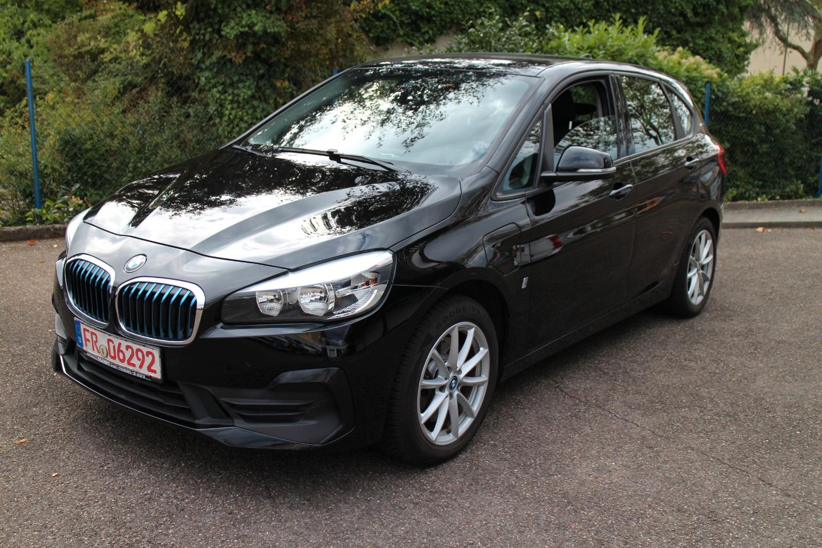 BMW 225xe Active Tour. iPerform. Steptronic/Navi/PDC