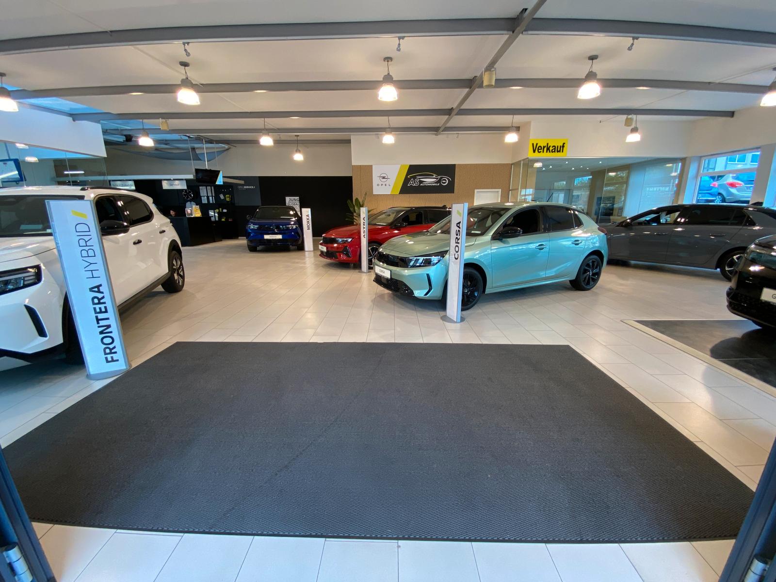 showroom-image-bottom