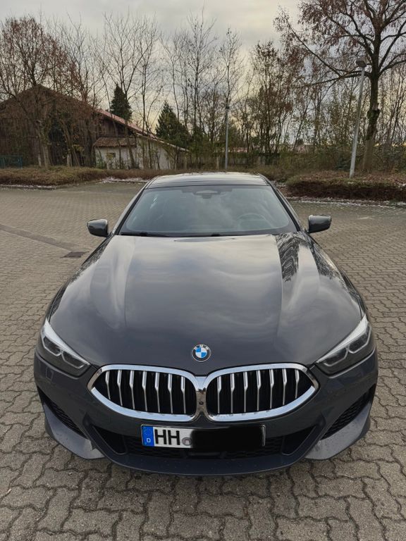 BMW 840