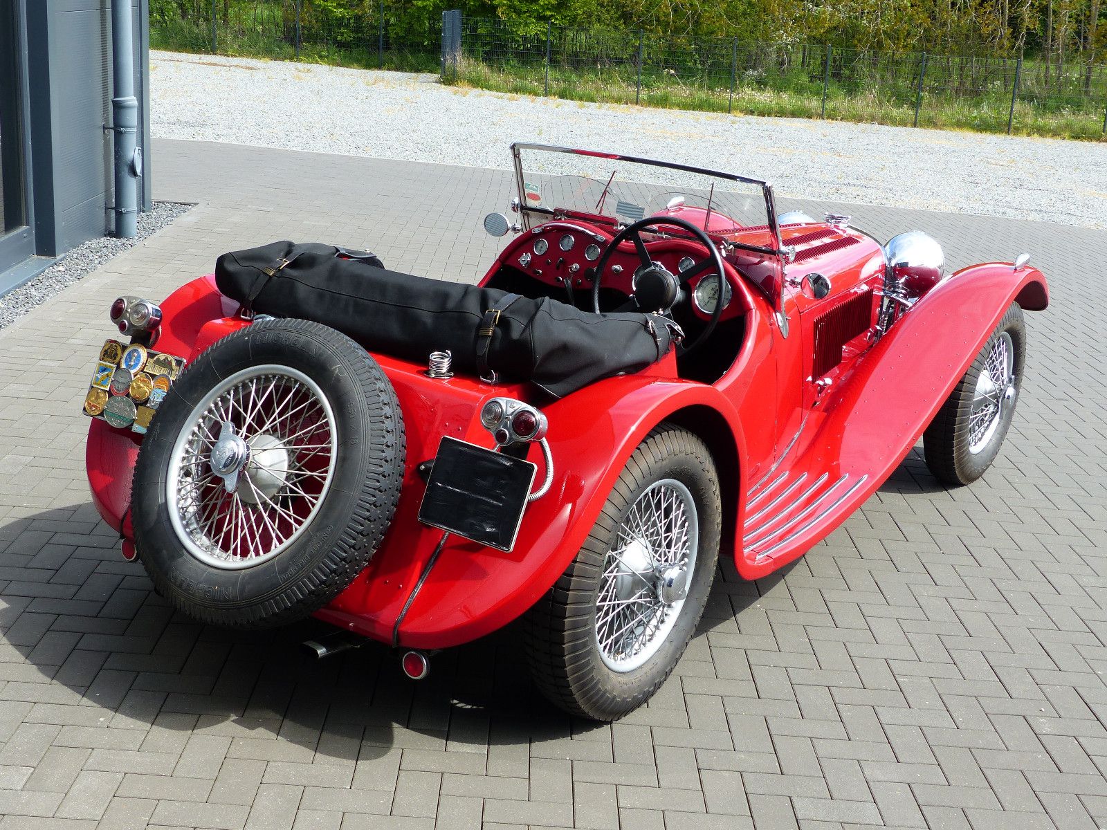 Fahrzeugabbildung Jaguar SS 100 3,5 Litre Roadster