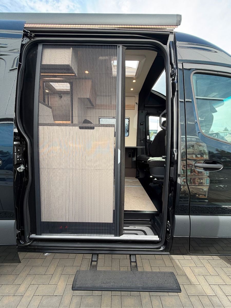 Fahrzeugabbildung Bürstner Habiton HMX 6.0 Allrad 4x4 SIE SPAREN 14.608€ !