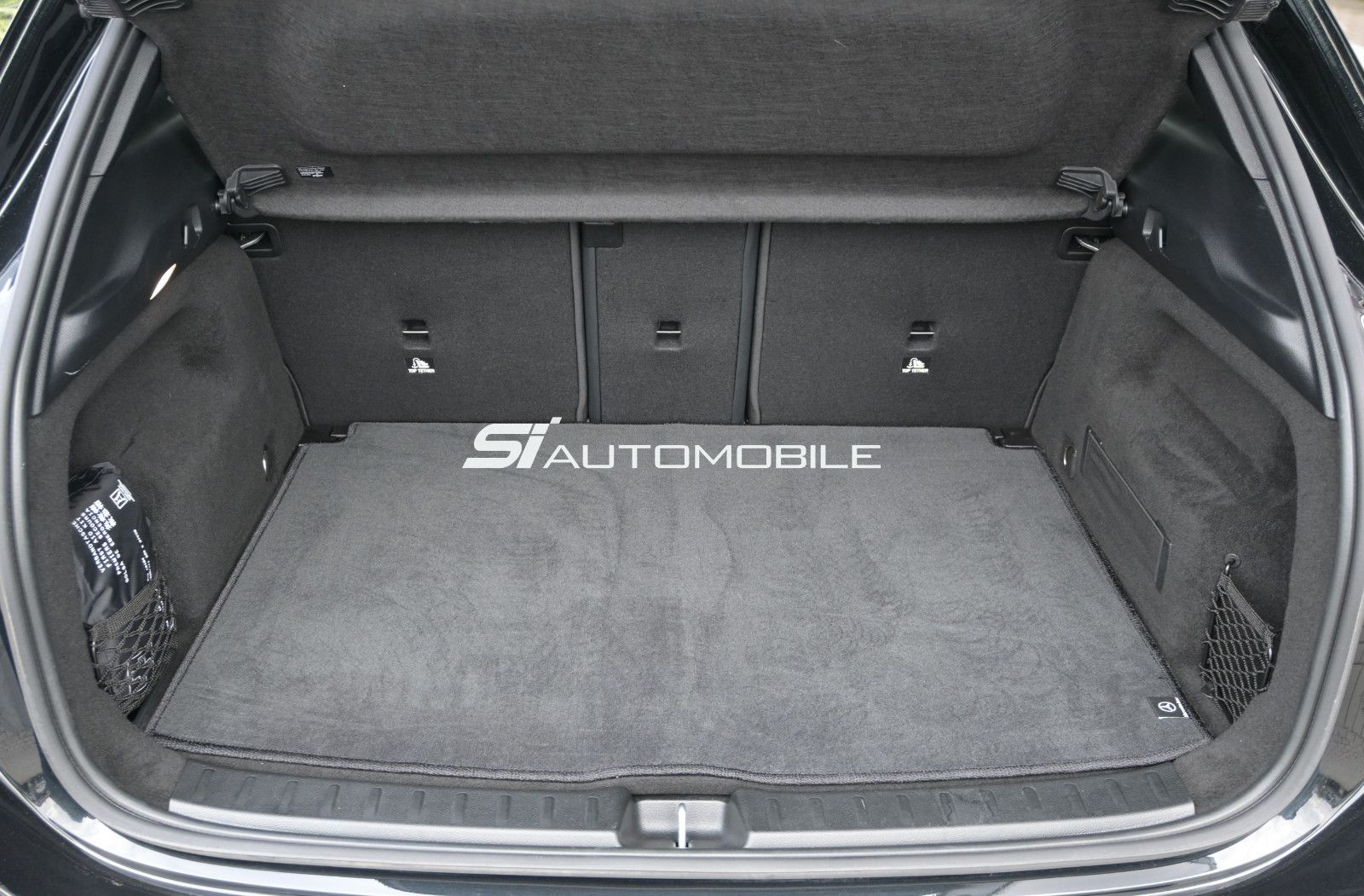 Fahrzeugabbildung Mercedes-Benz GLA 180 d DCT Progressive °ACC°PANO°MEMO°KEYLESS