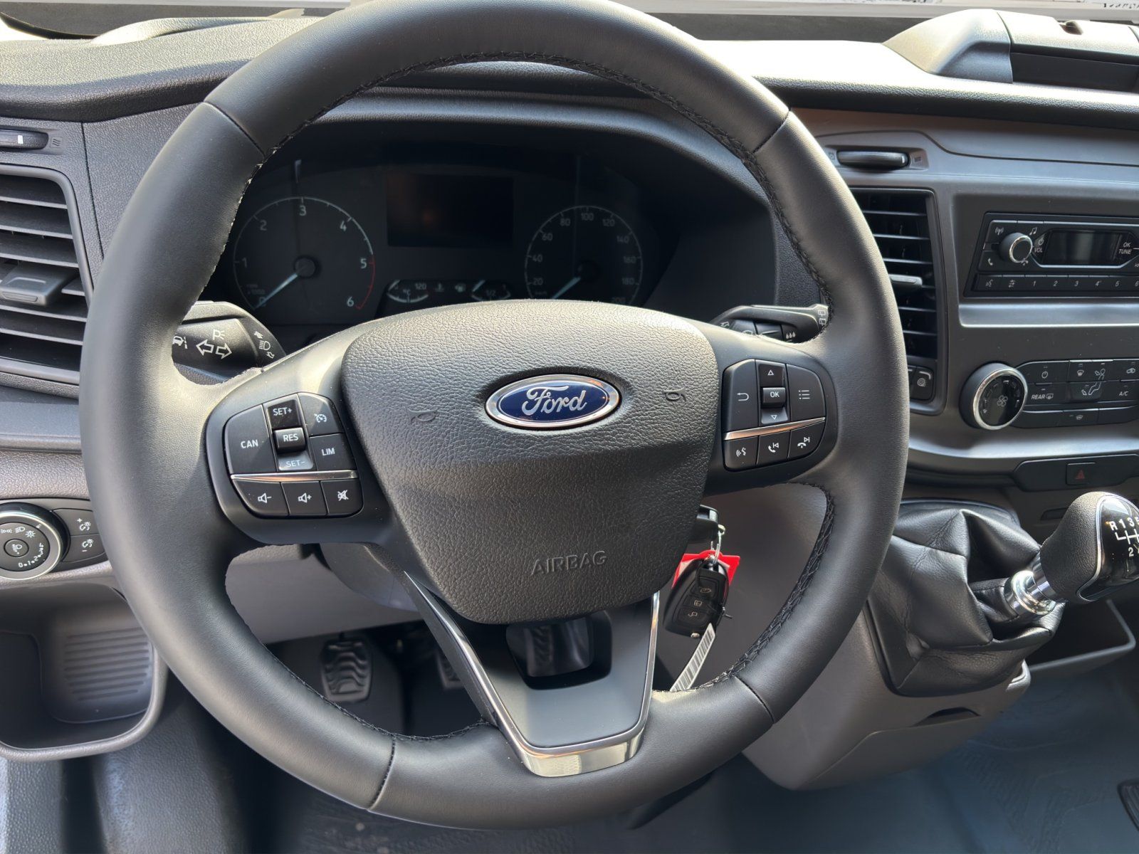 Fahrzeugabbildung Ford Transit 2.0 Ecoblue 350 L3 Trend #Rollstuhlumbau