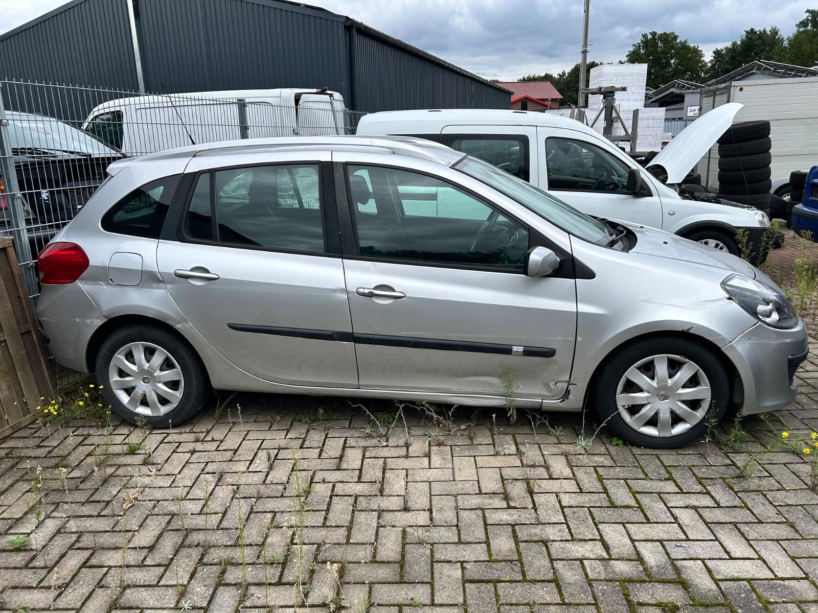 Renault Clio 2008 — engine 1.149 cm³, 101 HP (74kW)