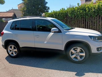 Volkswagen Tiguan - 3