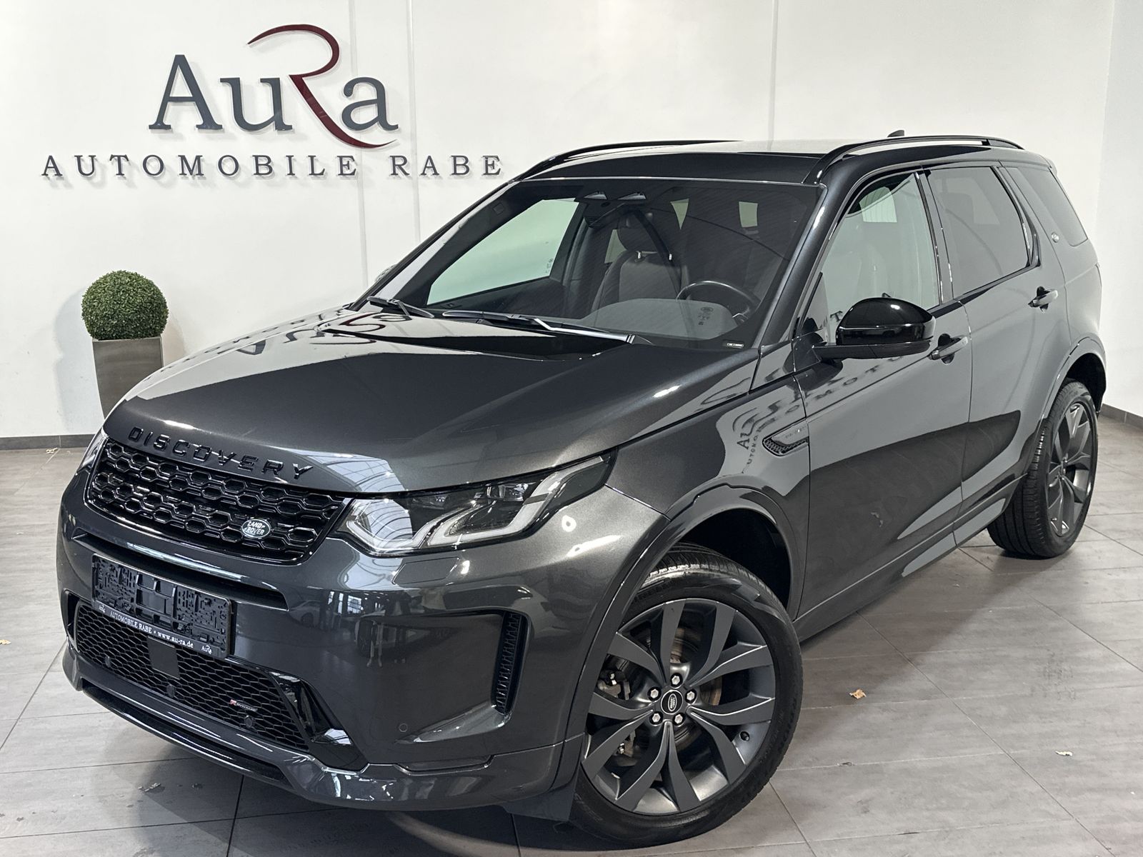 Fahrzeugabbildung Land Rover Discovery Sport D200 R-Dynamic AWD NAV+LED+AHK
