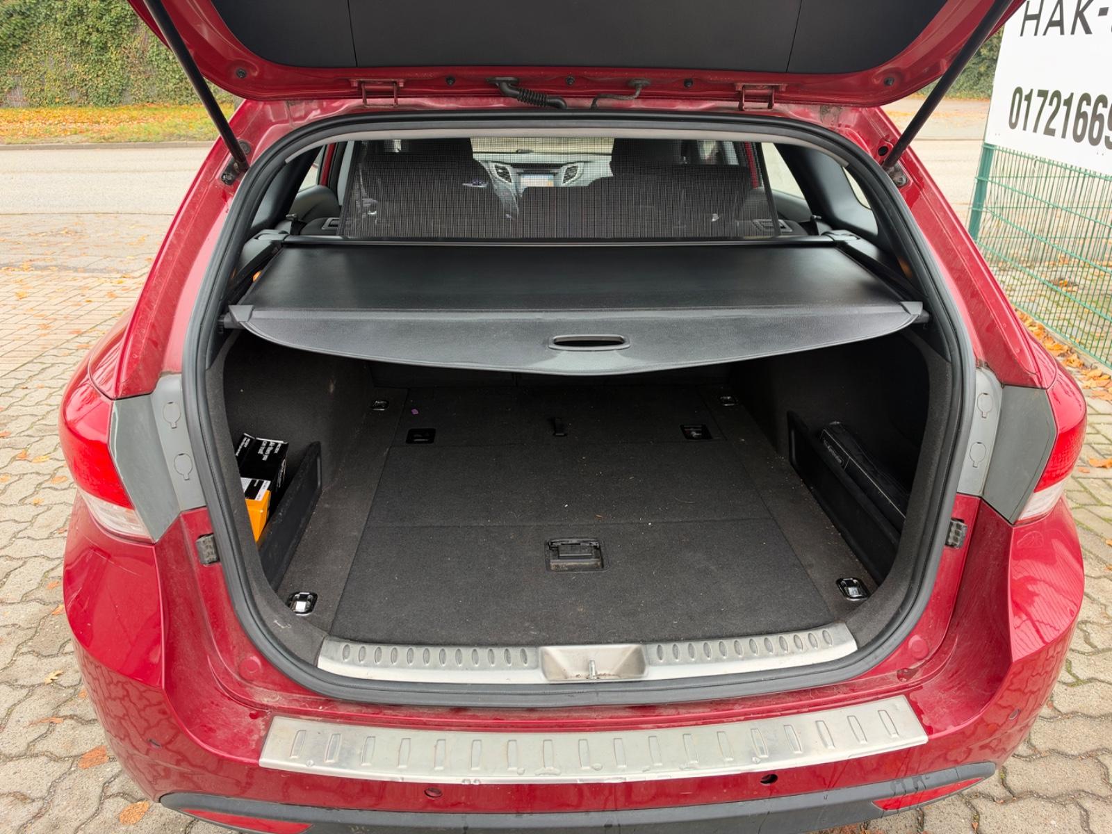 Hyundai i40 2013 — photo 14
