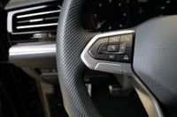 Volkswagen Touareg 3.0TDI R-Line Nachtsicht Pano StdHz 22" 