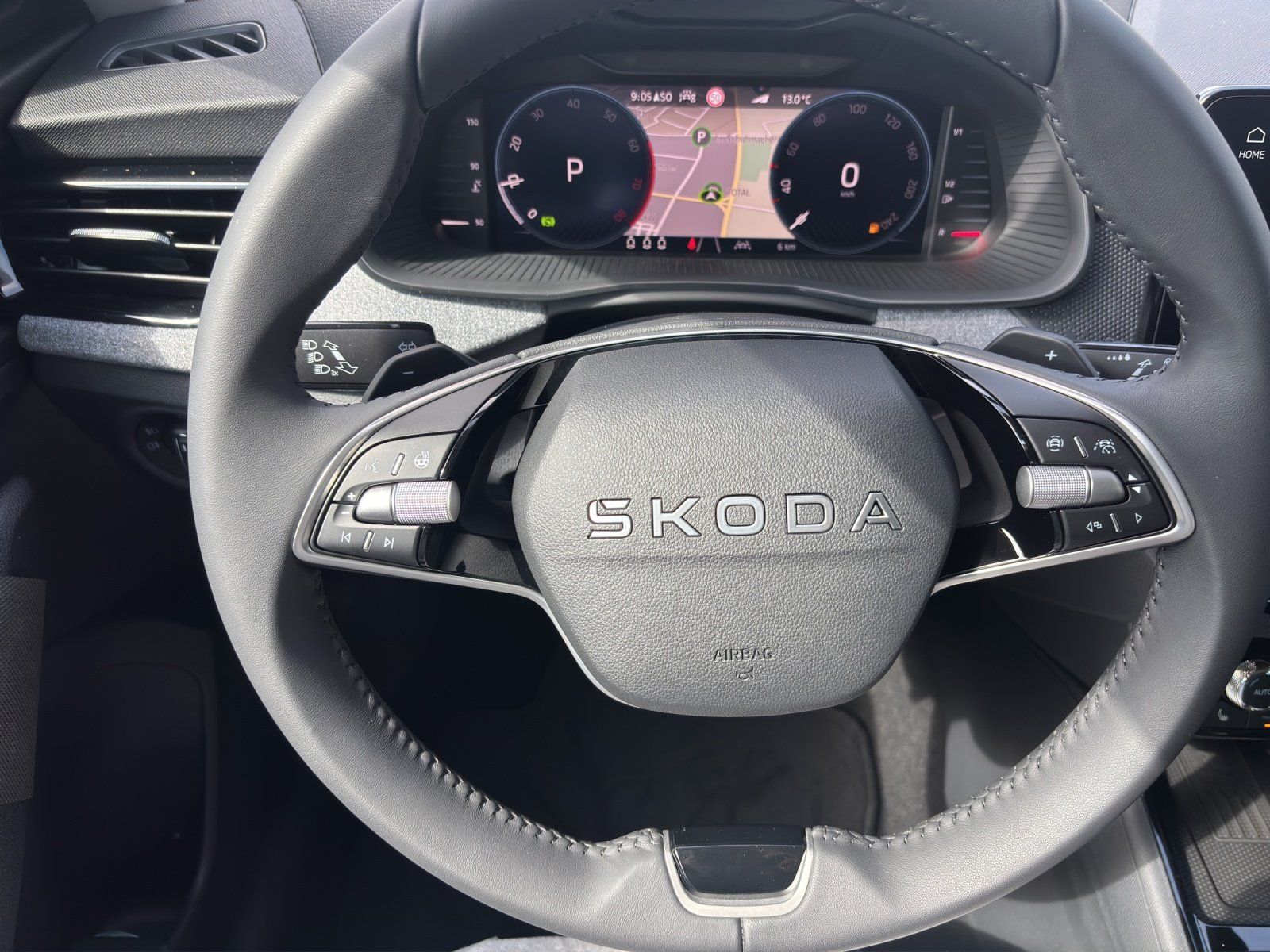 Fahrzeugabbildung SKODA Scala Tour 1,0 TSI 85 kW DSG