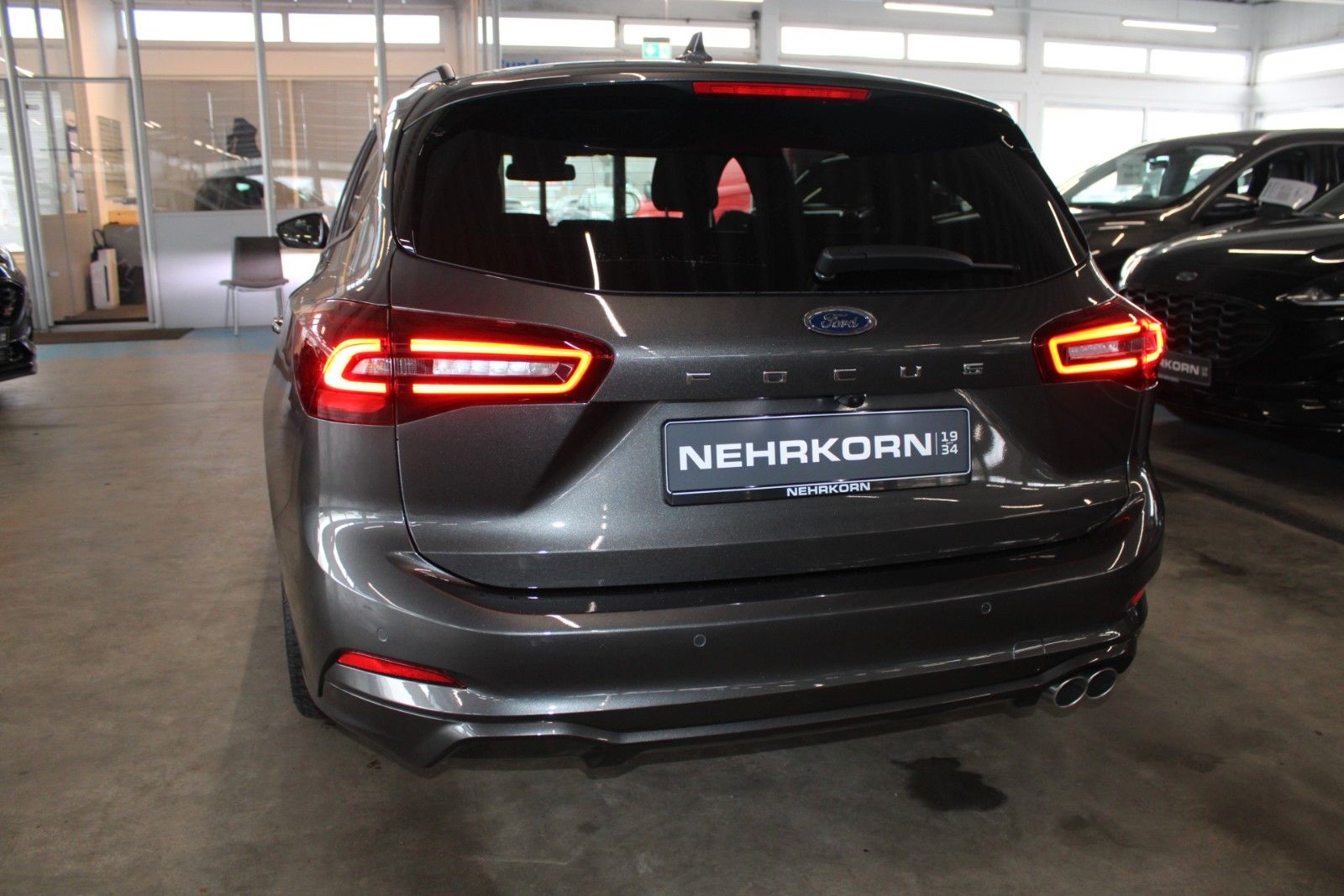 Fahrzeugabbildung Ford Focus ST-Line AHK GJR LED B&O ACC CAM SOFORT