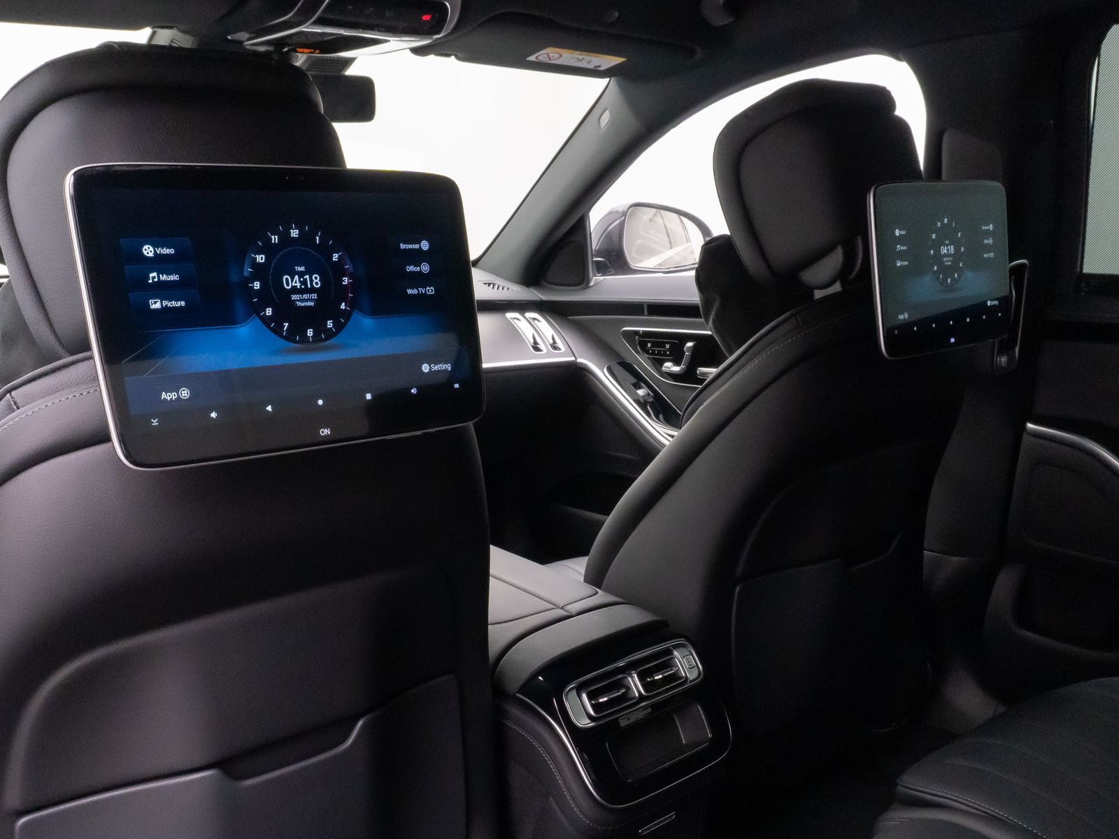 Fahrzeugabbildung Mercedes-Benz S 400d 4Matic 9G-Tronic360°HUD SoftCl Fond-Ent