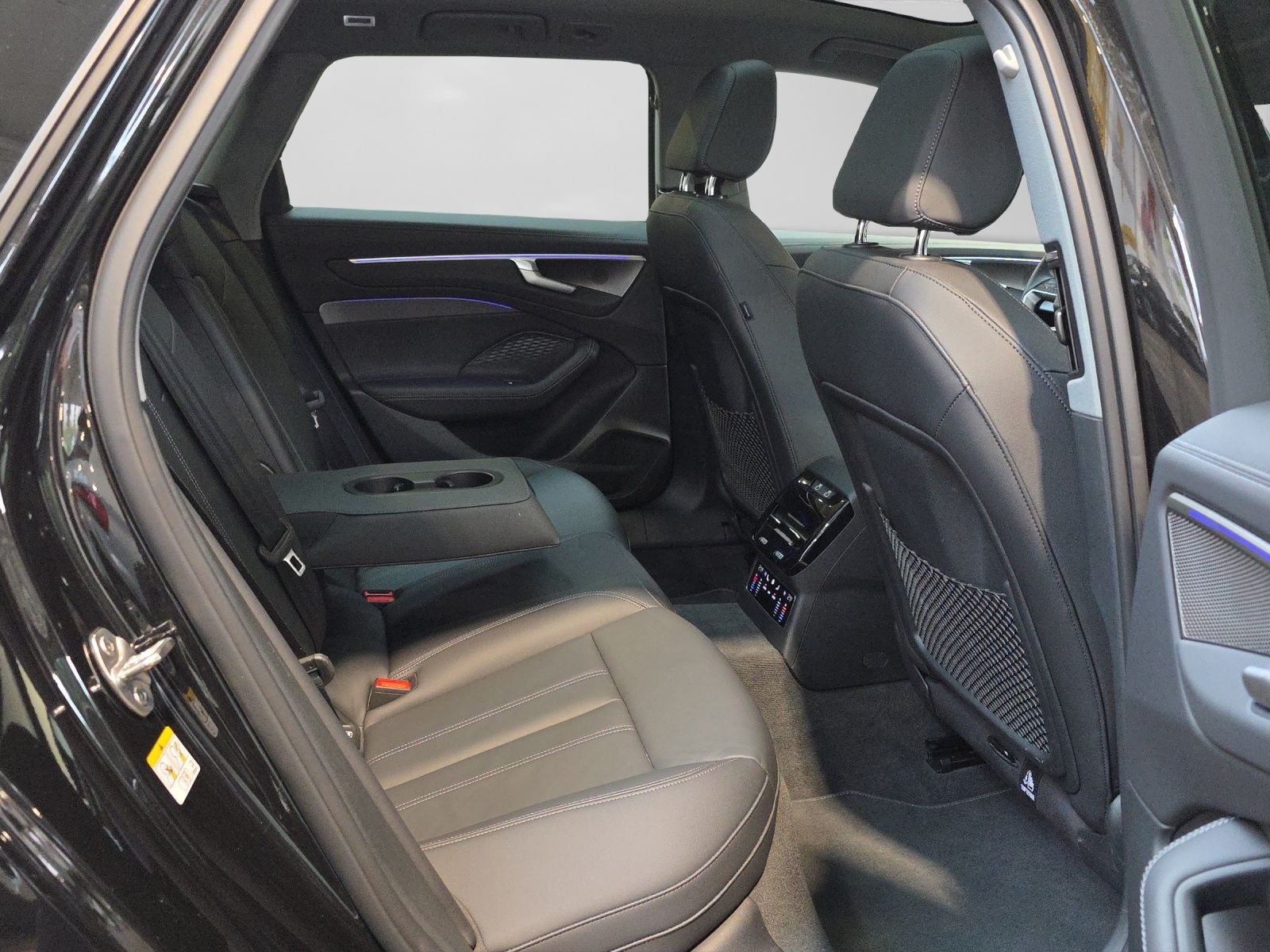 Audi A6 - Bild 6