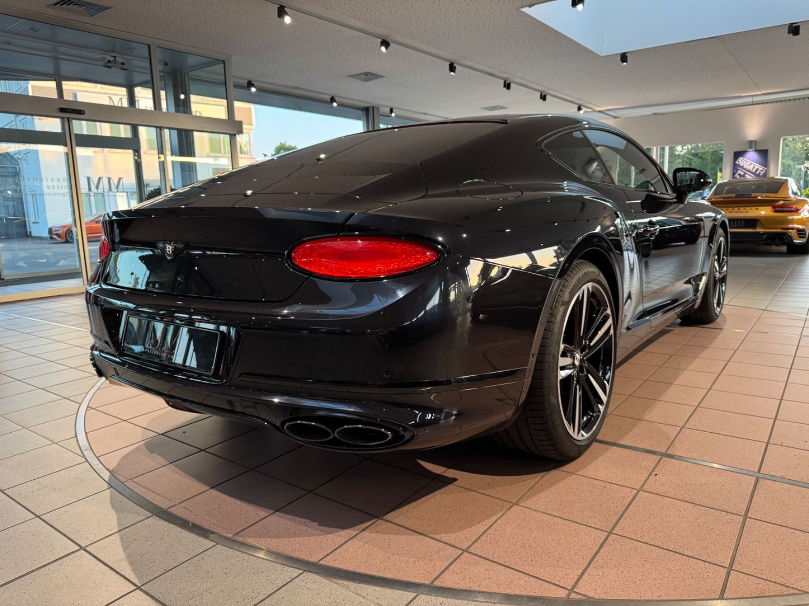 Bentley Continental GT  V8  Mulliner foto 8