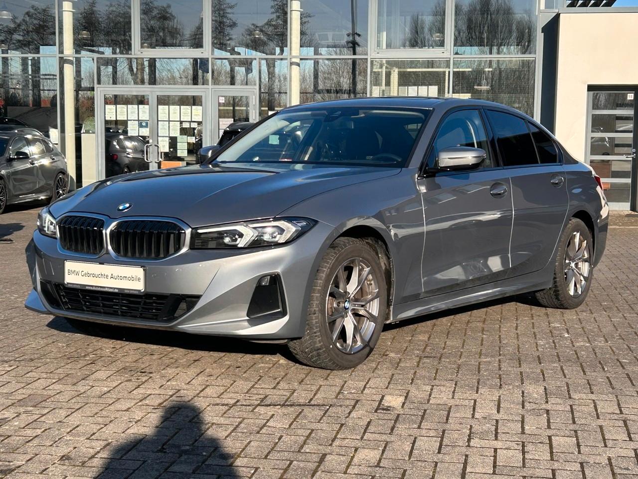 BMW 320i Aut. Limousine / Glasdach / AHK schwenkbar