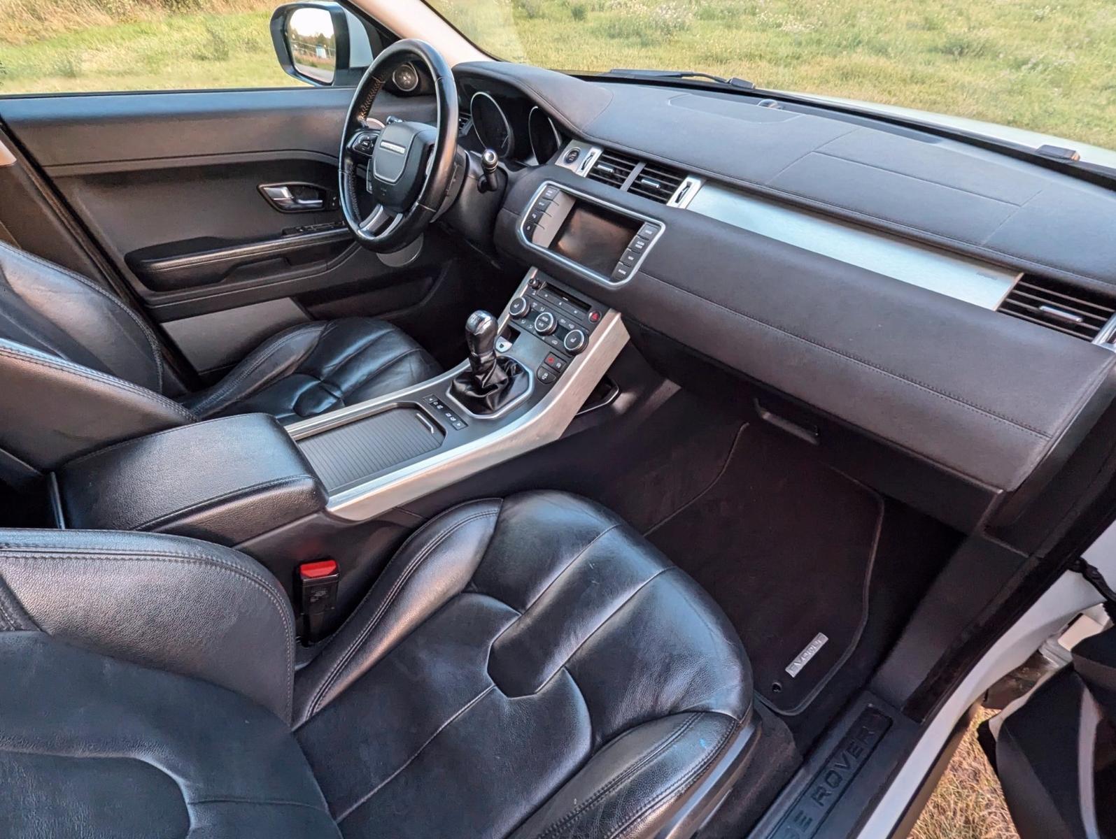 Land Rover  Evoque Evoque*LEDER*NAVI*XENON*AKH*SHZ*TOP