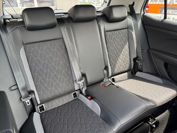 Volkswagen T-Cross Life 1.0 l TSI 116 PS 7-Gang-DSG