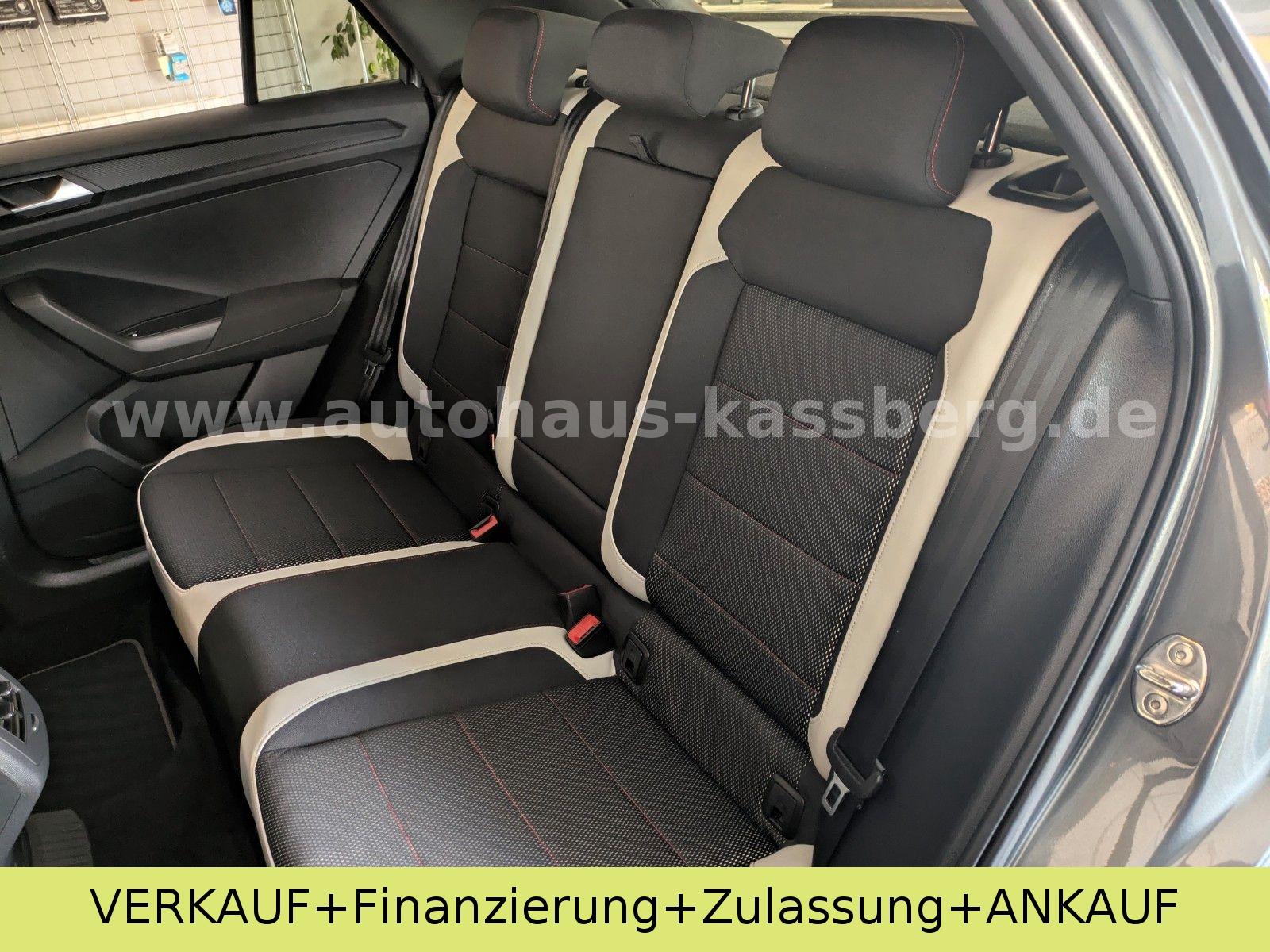 Volkswagen T-Roc 1.5 TSI Sport NAVI AHZV