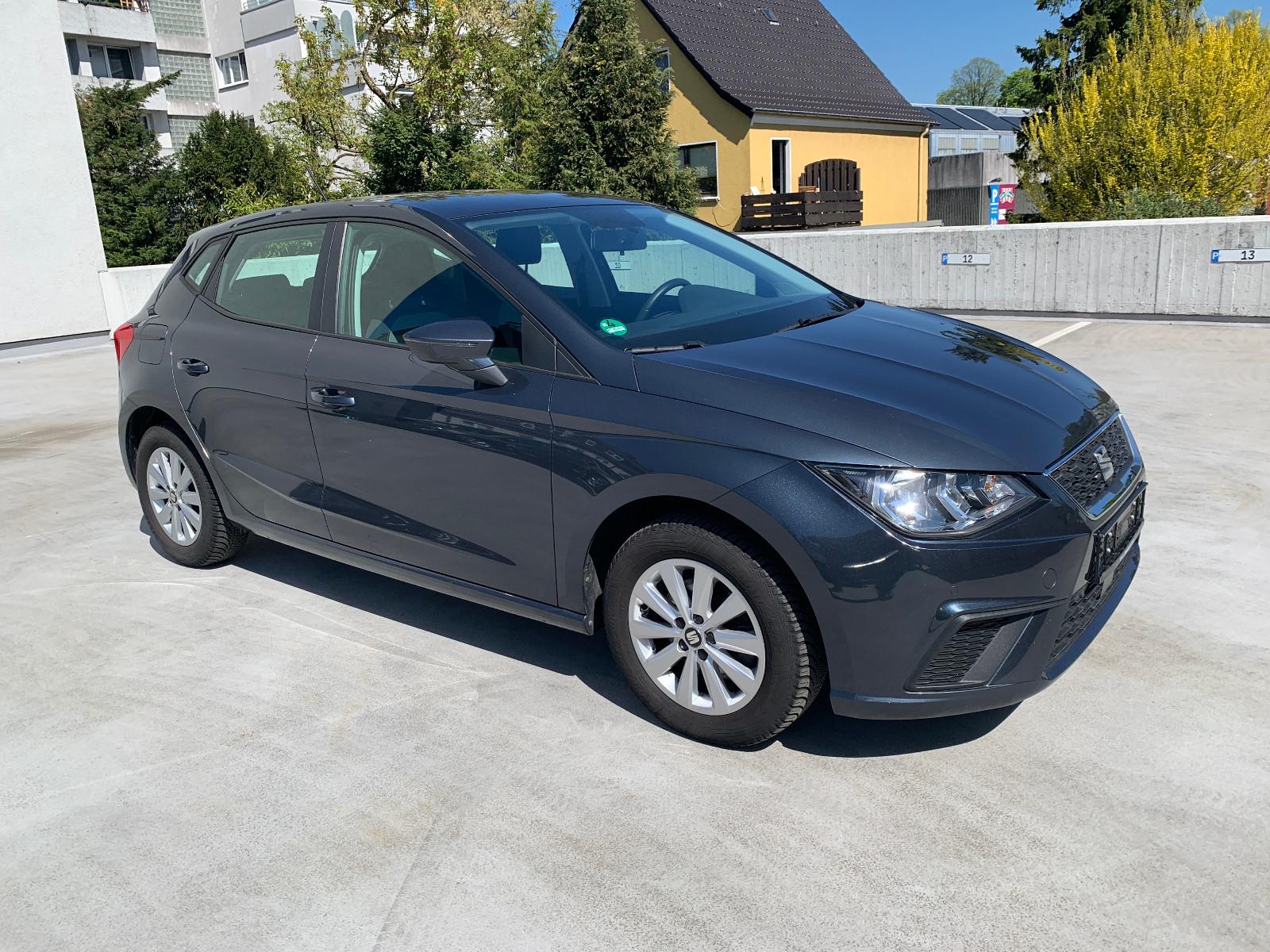 Seat Ibiza Style mit PDC v+h-Rückfahrkam.-Erst 28TKM