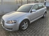 Audi A3 2.0-NEUER TÜV-SCHECKHEFT-SITZHEIZUNG - Audi A3 aus 2005: 2.0