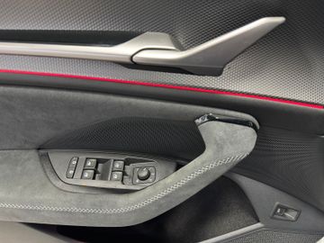 Fahrzeugverkauf 12 Skoda Kodiaq 2.0 TDI 4x4 Sportline Pano AHK 7-Sitze