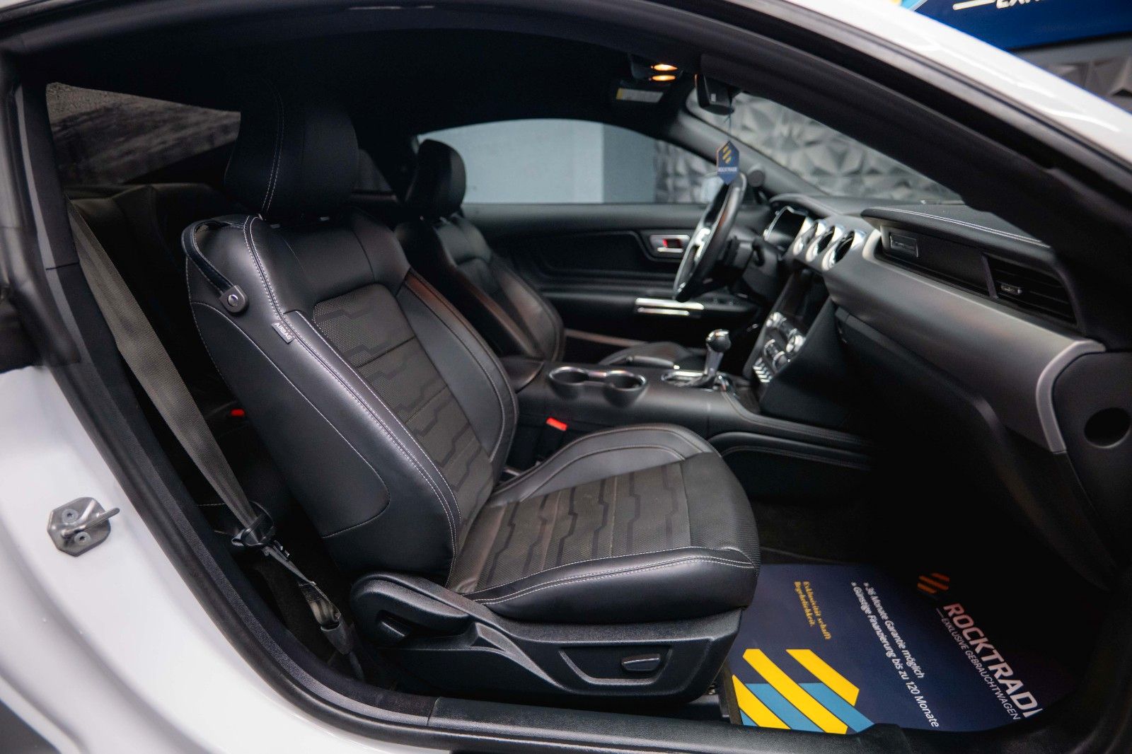 Fahrzeugabbildung Ford Mustang Shelby GT 500 5.0 V8 PREMIUM *ACC*LED*