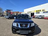 Nissan Navara 4X4 AT TÜV 3.28 EL-GSD LEDER NAVI AHK KLI - Nissan Navara mit Anhängerkupplung