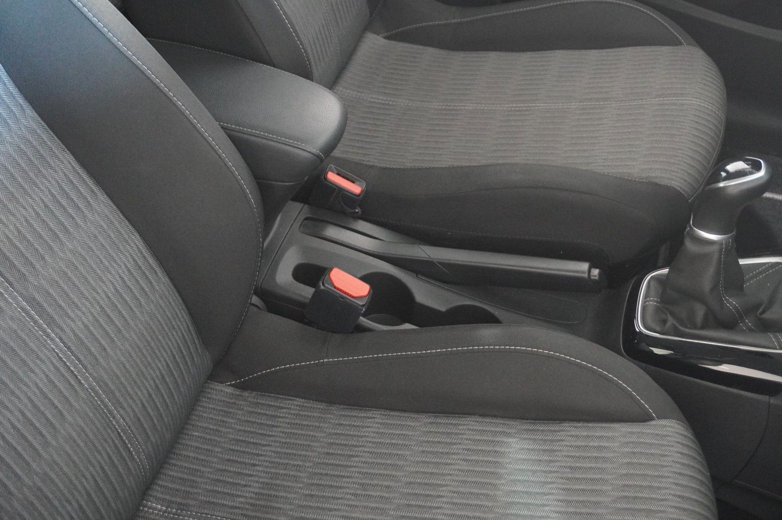 Fahrzeugabbildung Opel Corsa F 1.2 ELEGANCE NAVI/LED/TEMP./SPORT/DAB+