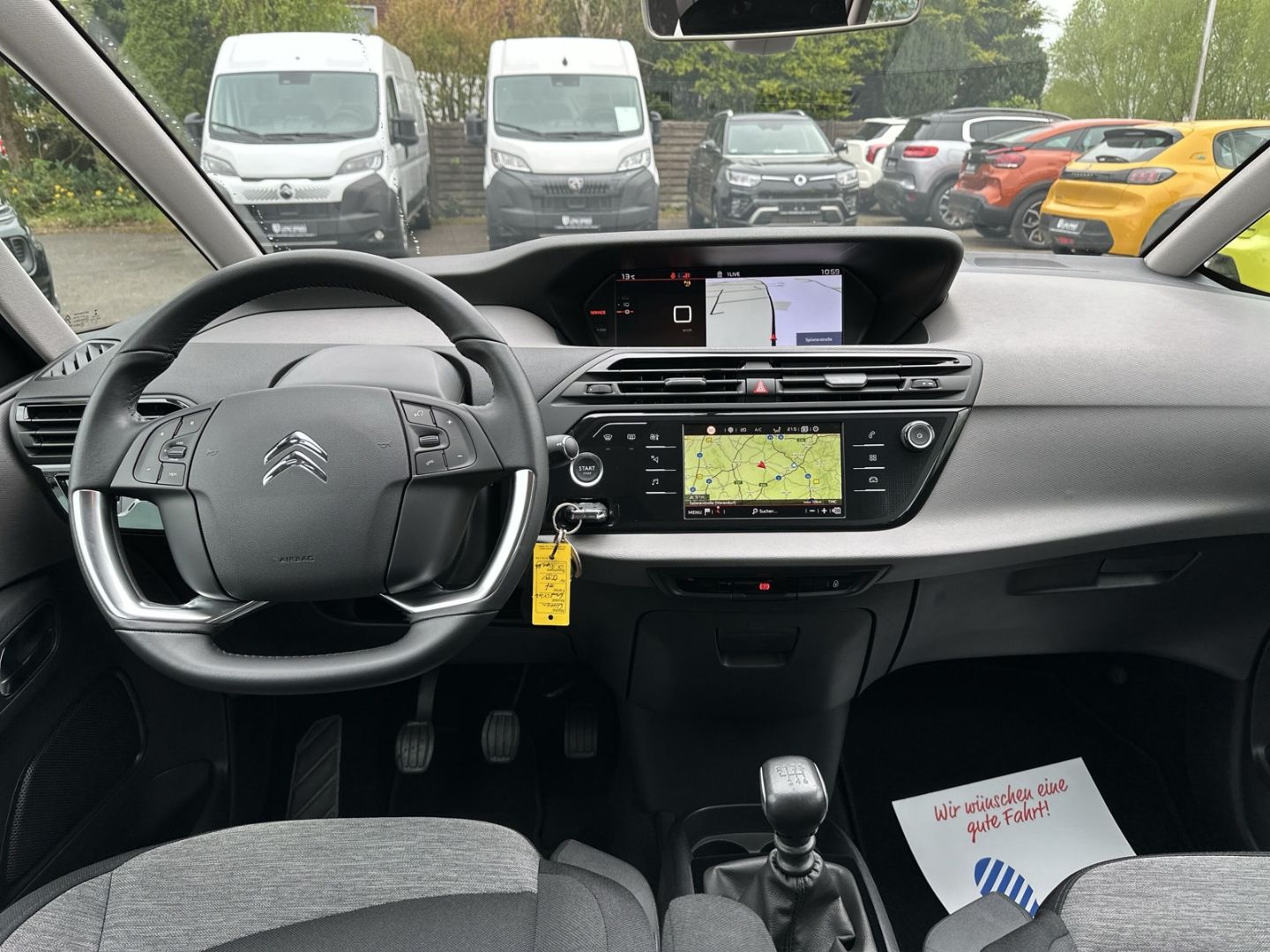 Fahrzeugabbildung Citroën Grand C4 Space Tourer Feel PureTech 130 1.2 AHK-