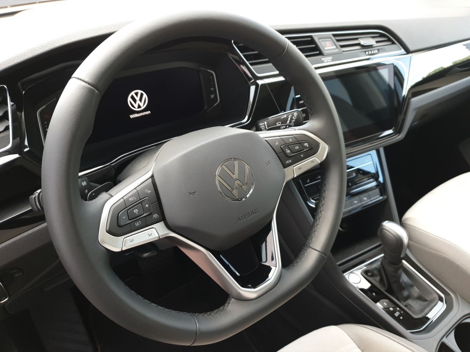 Volkswagen Touran - Bild 10