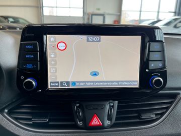 Hyundai i30 cw Premium *ACC*KAMERA*NAVI*SHZ*TEM*TOUCH*