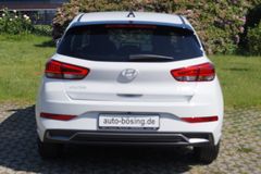 HYUNDAI i30 1.0 T-GDI NAVI-KAMERA-LED-TEMPOMAT-SHZG-2xPD