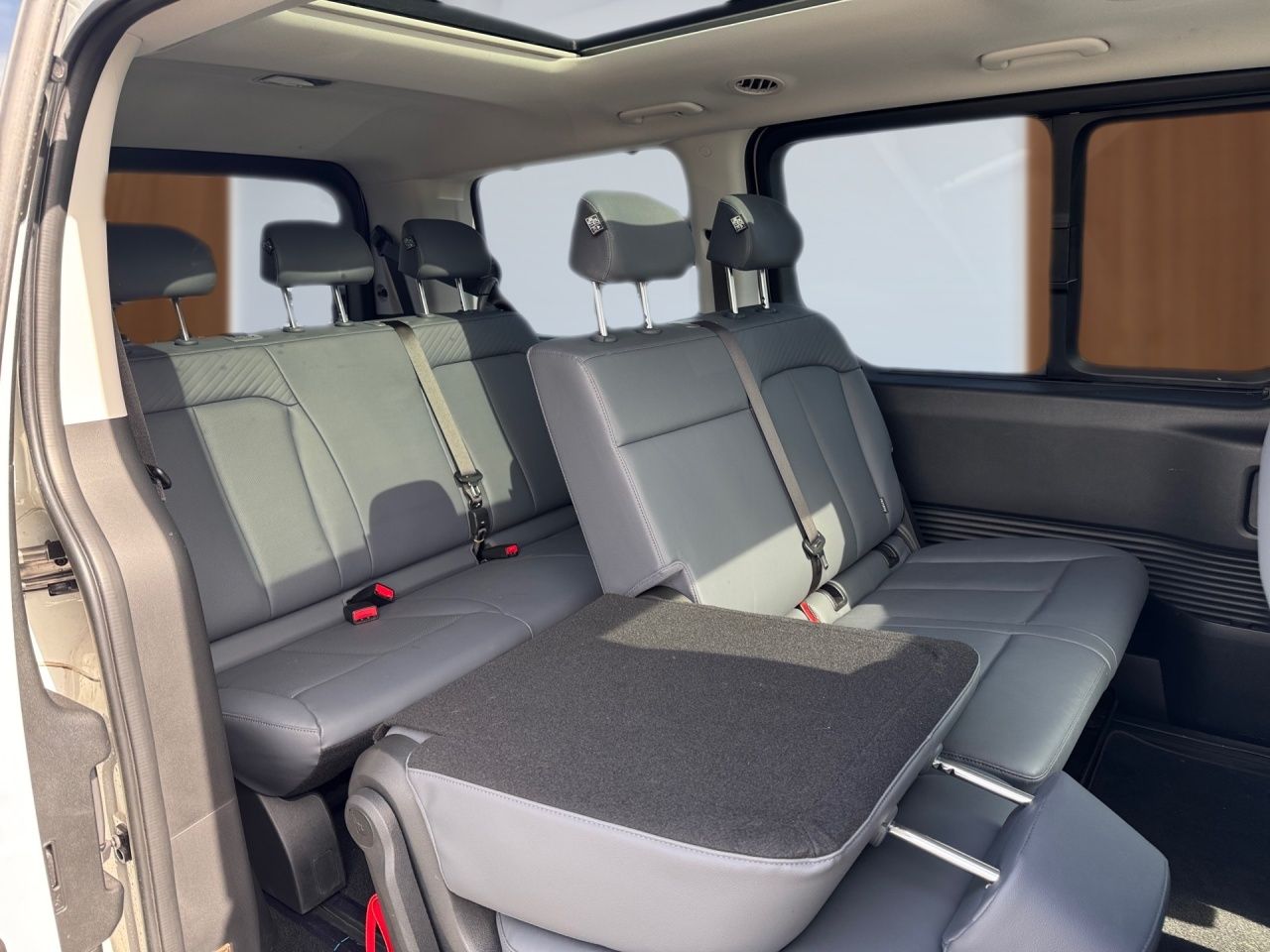 Fahrzeugabbildung Hyundai STARIA PRIME 9-SI*SITZKL*LED*PANO*DISTR*LHZ*360°