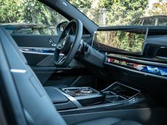 BMW 740 – 9 / 30