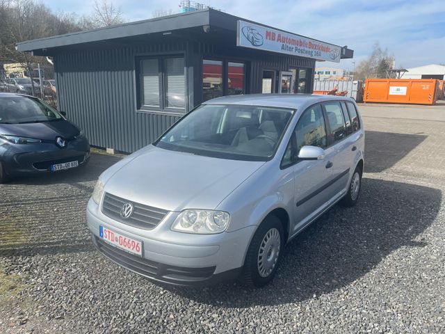 Volkswagen Touran*Klimatronik*AHK*TÜV*Alwetterreifen*