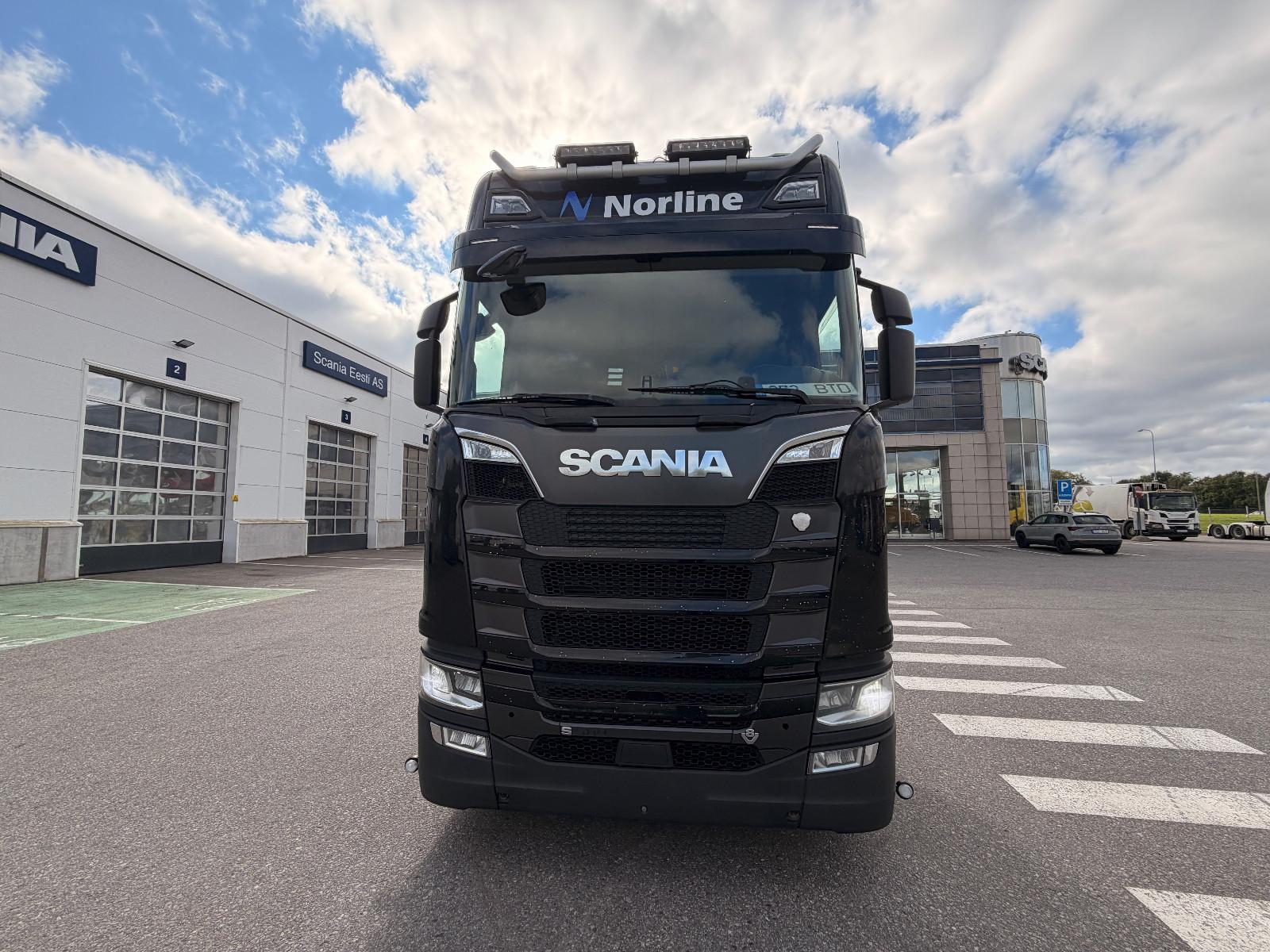 Scania S 580 A6x2NB PTO
