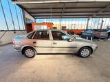 Opel Vectra B Lim. 1.6 Velours Servo Zentral - Opel aus 1997