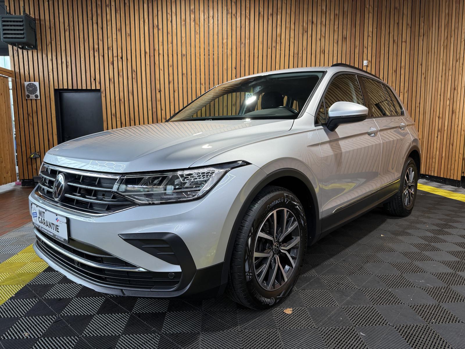 Volkswagen Tiguan 2,0 TDI Life DSG *Navi*ACC*AHK*App*LED*