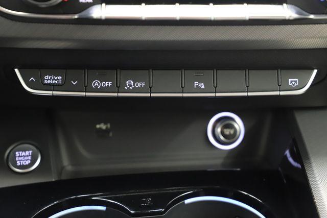 Audi A4 Avant 40TFSI 190PS advanced Virtual ACC LED