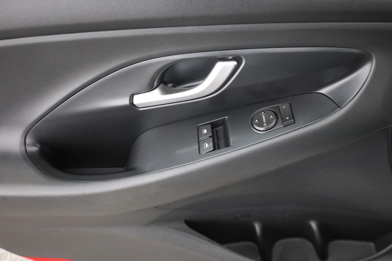 Hyundai i30 1.5 Pure DAB Tempomat Bluetooth Klima, миниатюра 22