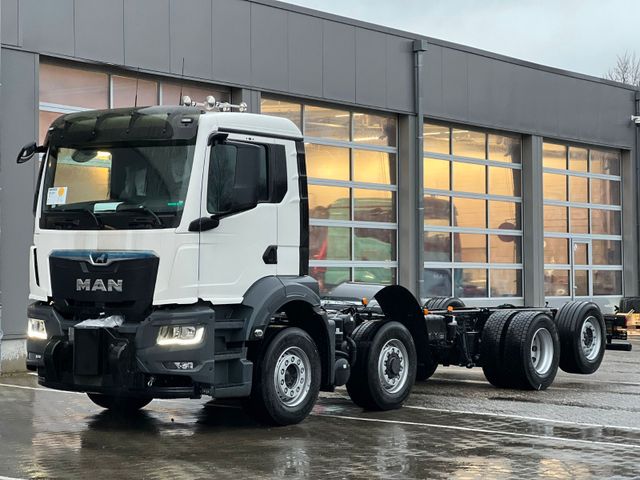 MAN TGS 35.520 Fahrgestell/mit Aufbau/Ladekran 8x2H