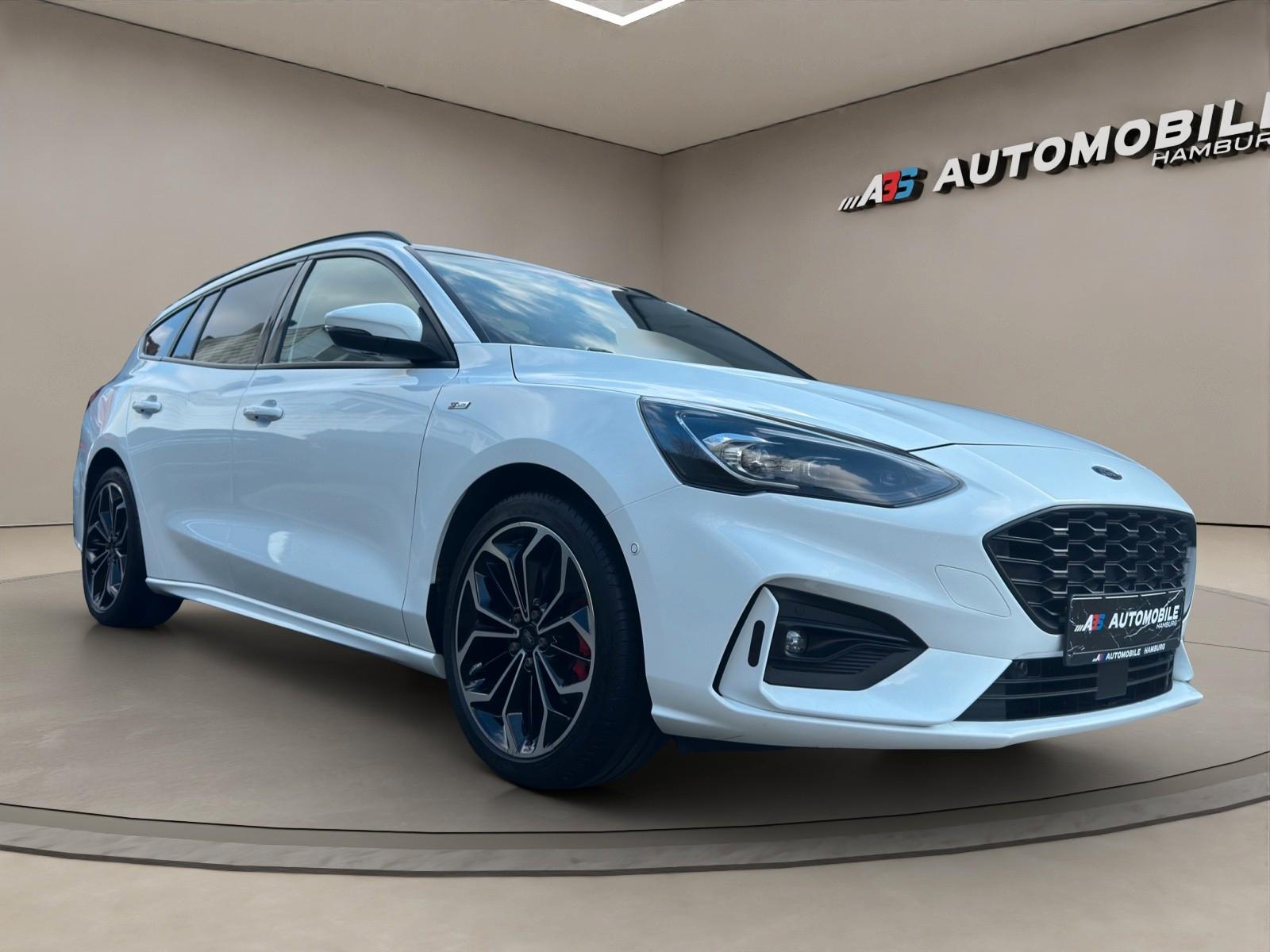 Ford Focus 1.5 ST-LINE PANO/VIRTUAL/KEYL/HUD/ACC/B&O