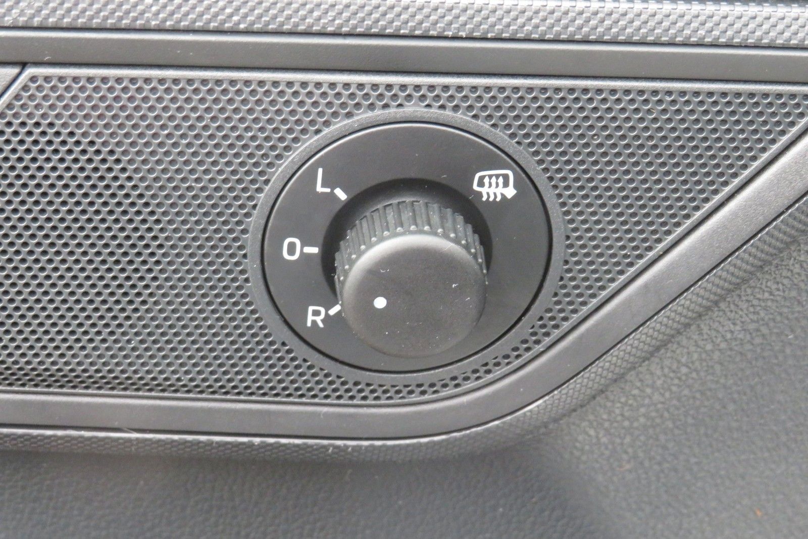 Fahrzeugabbildung SKODA Fabia Combi KLIMA SITZHEIZUNG PDC ALU 1.HAND