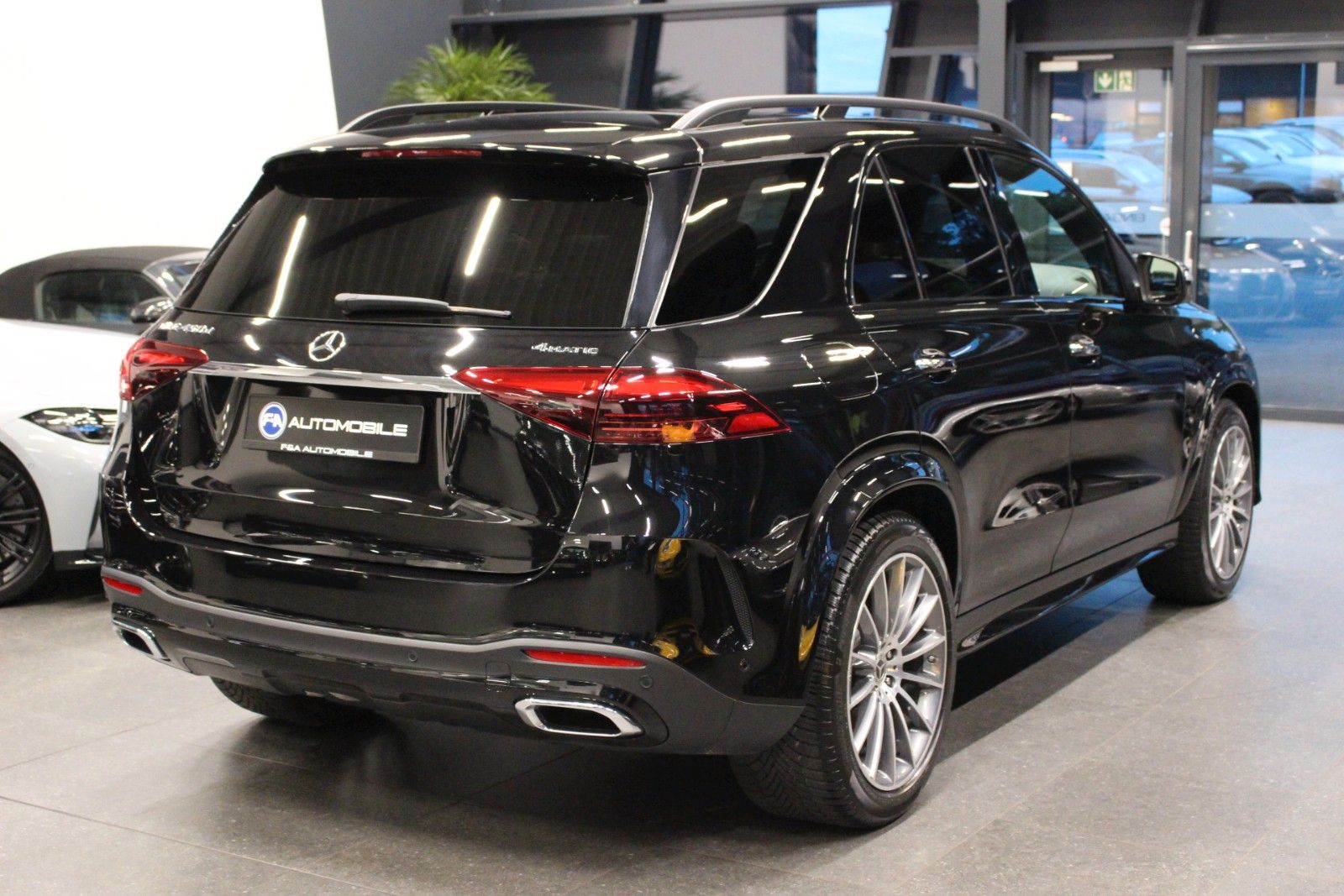 Fahrzeugabbildung Mercedes-Benz GLE 450d AMG Line Burmester+Pano+HeadUp+NightPkt