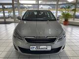Peugeot 308 SW Allure*LED*Pano*AHK*Sizheizung*Tempo*PDC* - Peugeot 308: Automatik
