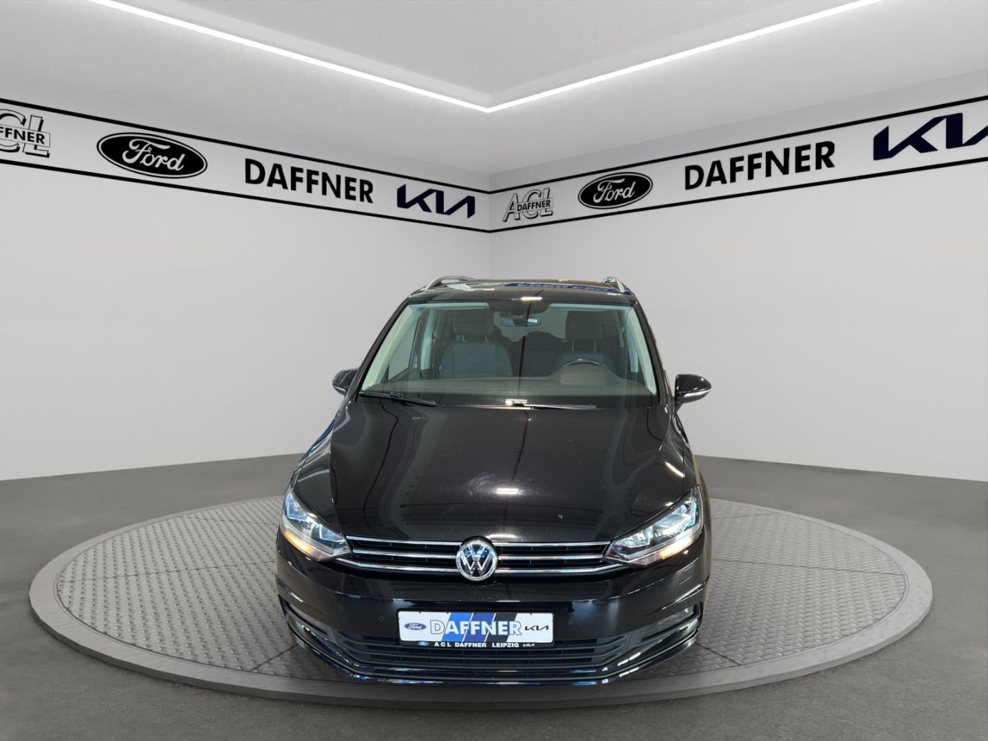 Fahrzeugabbildung Volkswagen Touran Comfortline BMT Start-Stopp