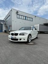 BMW 120d Service neu M-Paket Xenon Schiebedach - BMW 120 in Aachen