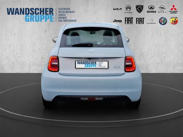 Fiat 500 e Icon KeyLess+Navi+SHZ+LM+SoundSys+SpurH