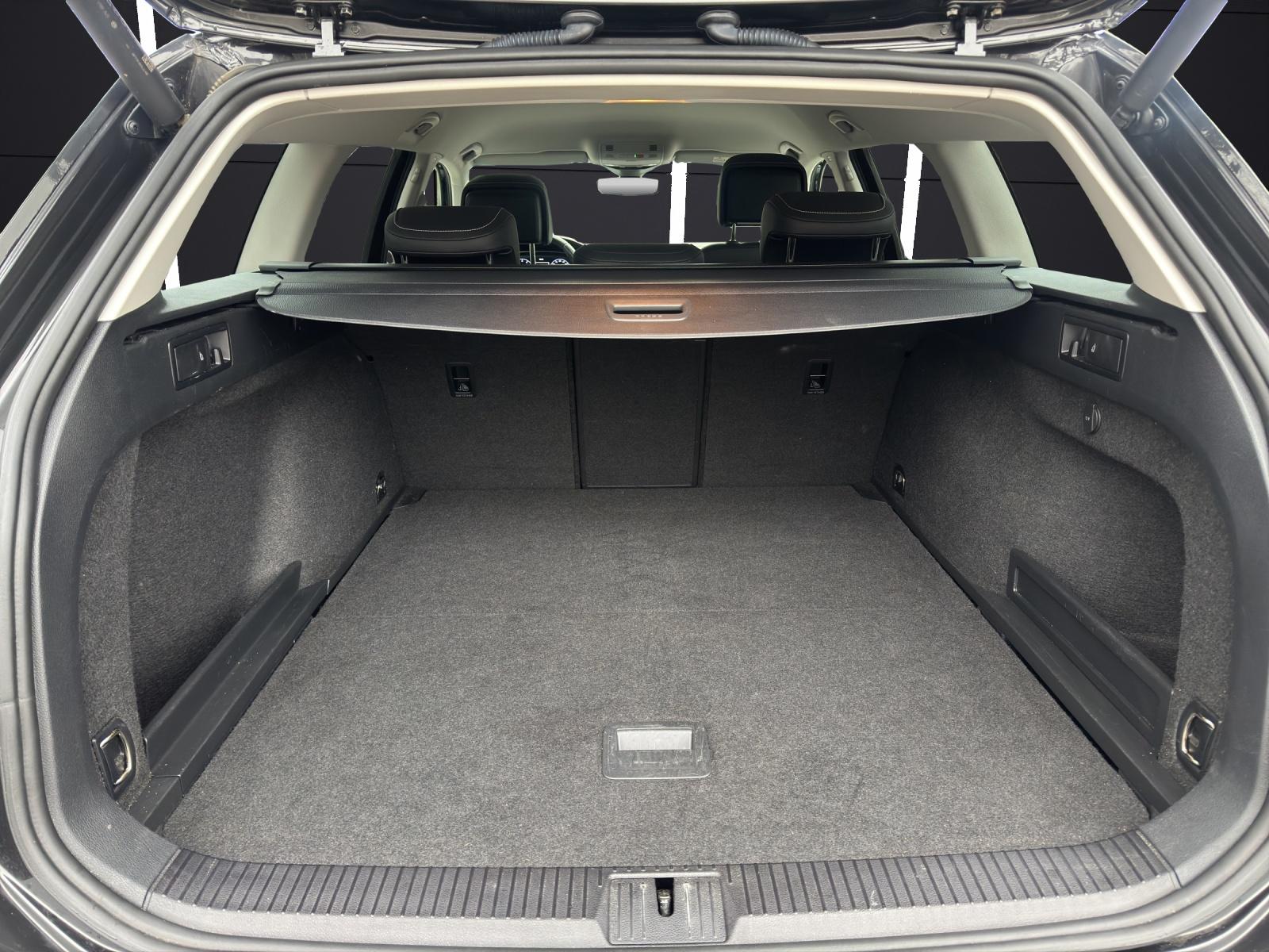Volkswagen Passat TSI Elegance DSG LED Navi ACC RFK, миниатюра 13
