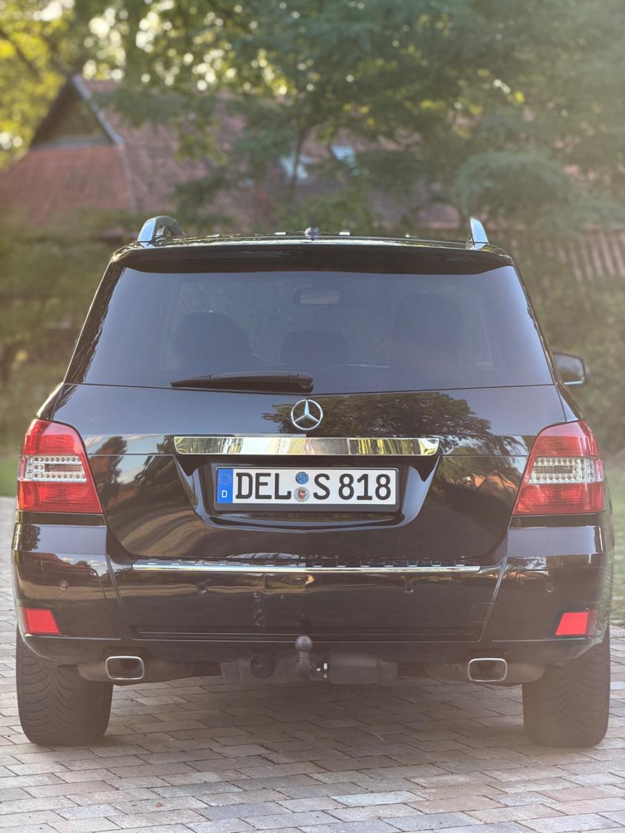 Mercedes-Benz GLK350 2010 — photo 6