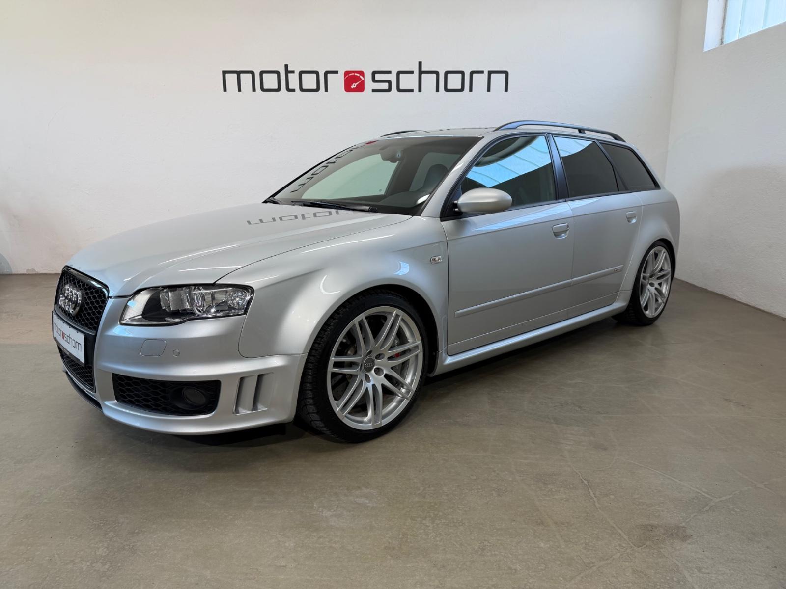 Audi RS4 Avant 4.2 V8 quattro | Keramik | RS-Schale